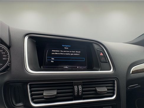 Used 2016 Audi Q5 2.0T Premium Plus w/ Technology Package image 12