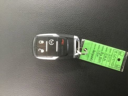 Used 2019 RAM 2500 Big Horn AWD/4WD image 31