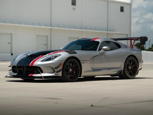 Used 2016 Dodge Viper GTC w/ ACR Package RWD image 5