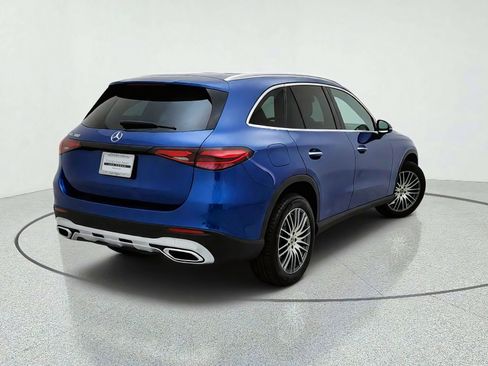 Certified 2026 Mercedes-Benz GLC 300 image 9
