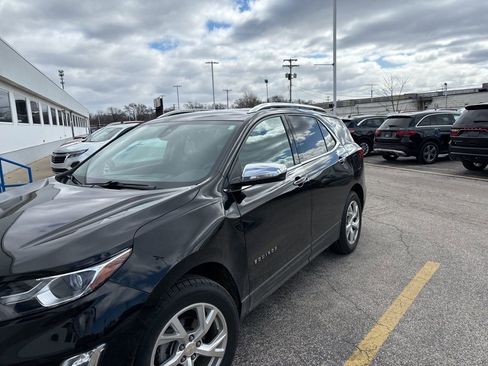 Used 2018 Chevrolet Equinox Premier AWD/4WD image 9