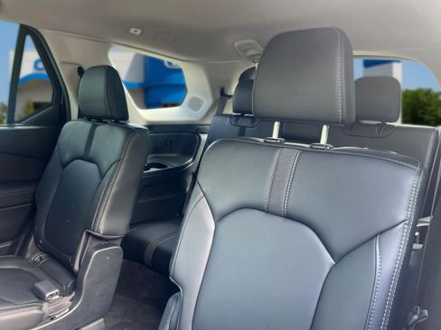Used 2024 Honda Pilot Touring image 26