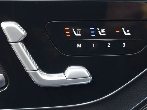 Used 2021 Mercedes-Benz S 580 4MATIC Sedan image 31