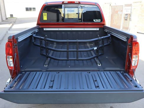 Used 2019 Nissan Frontier SV w/ Value Truck Package RWD image 4