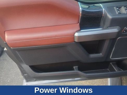 Used 2022 Ford F350 Platinum image 21