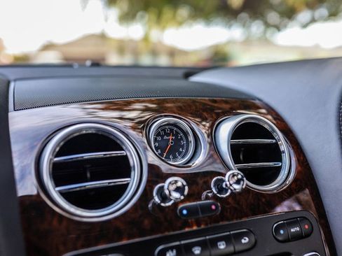 Used 2006 Bentley Flying Spur Flying Spur image 28