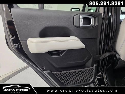 Certified 2021 Jeep Gladiator Overland image 22