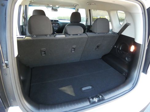 Used 2018 Kia Soul image 63