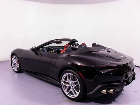 Certified 2024 Ferrari Roma Spider image 8