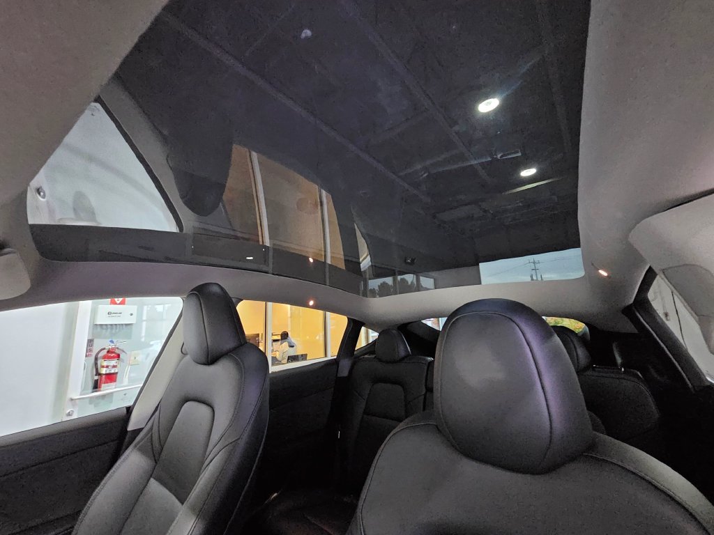 Used 2023 Tesla Model Y Long Range AWD/4WD image 21