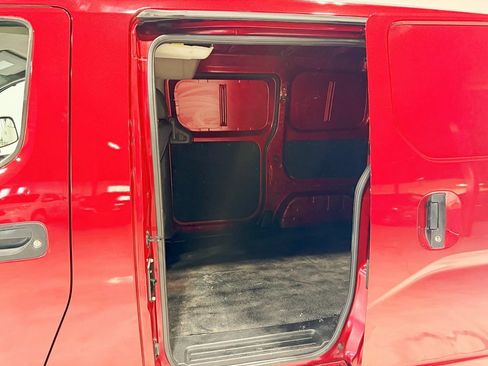 Used 2019 Nissan NV200 SV image 24