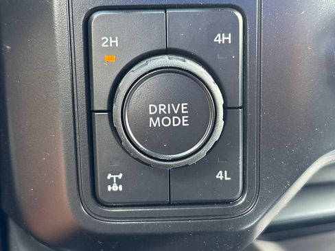 New 2026 Ford F250 Platinum AWD/4WD image 16