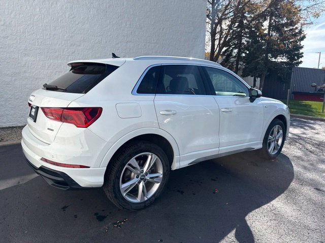 Used 2020 Audi Q3 2.0T Premium w/ Convenience Package AWD/4WD image 5