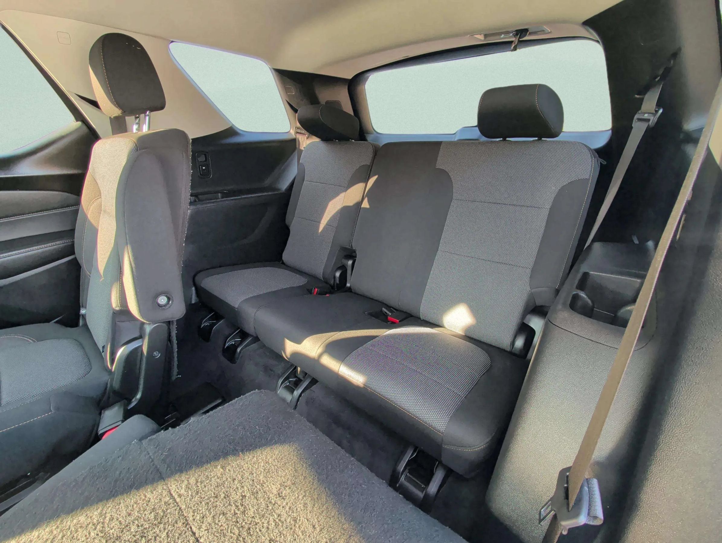 Used 2020 Chevrolet Traverse LT AWD/4WD image 37