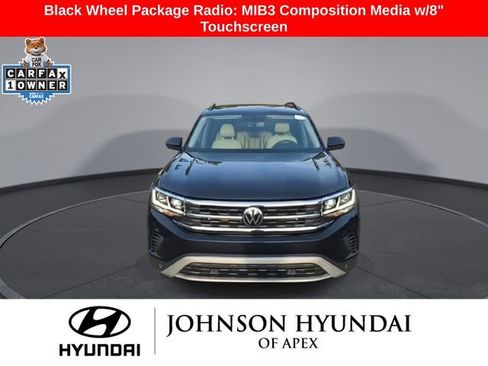 Used 2023 Volkswagen Atlas SE w/ Panoramic Sunroof Package image 3