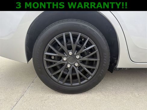 Used 2016 Toyota Corolla LE image 30