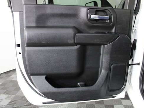 Used 2023 Chevrolet Silverado 2500 LT image 30