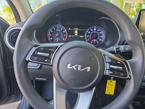 Used 2024 Kia Forte LXS FWD image 13