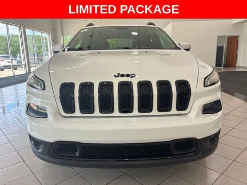Used 2016 Jeep Cherokee High Altitude FWD image 2