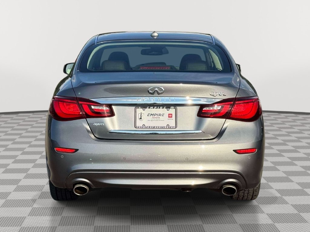 Used 2016 INFINITI Q70 L 3.7 AWD/4WD image 6
