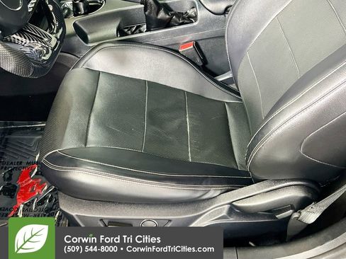 Used 2015 Ford Mustang GT Premium w/ Equipment Group 401A RWD image 21