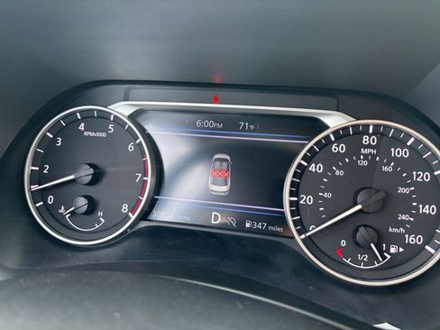 Used 2025 Nissan Sentra SV FWD image 38