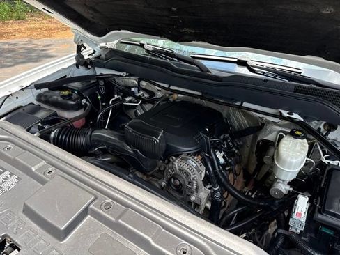 Used 2018 Chevrolet Silverado 2500 W/T w/ WT Convenience Package AWD/4WD image 32