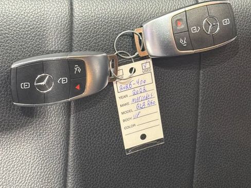 Used 2022 Mercedes-Benz GLB 250 4MATIC image 80