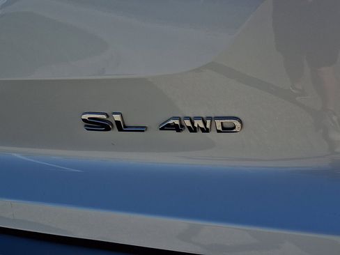 Used 2025 Nissan Pathfinder SL w/ SL Premium Package AWD/4WD image 33