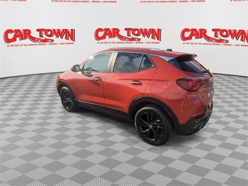 Used 2024 Buick Encore GX Sport Touring image 6
