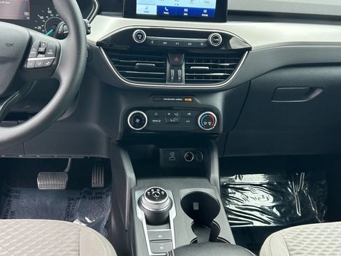 Used 2022 Ford Escape SE AWD/4WD image 18