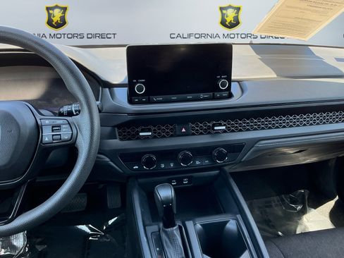 Used 2023 Honda Accord EX image 12