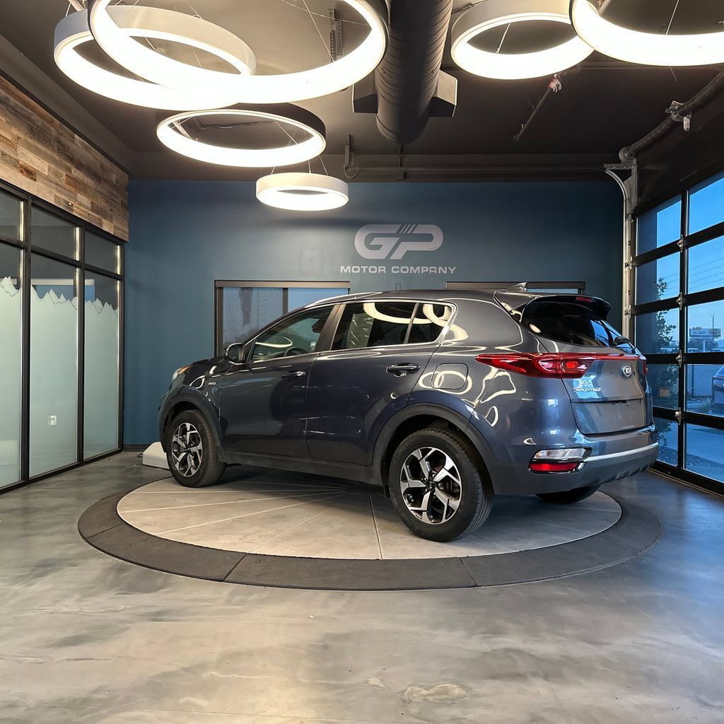 Used 2020 Kia Sportage LX AWD/4WD image 5