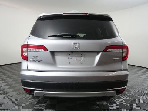 Used 2022 Honda Pilot Touring image 4