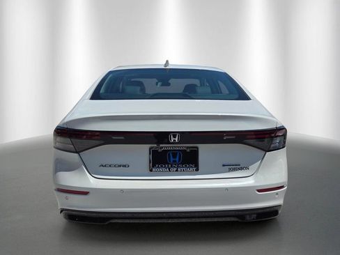 Certified 2024 Honda Accord EX-L image 4