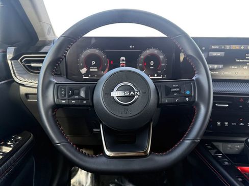 Certified 2025 Nissan Kicks SR image 12