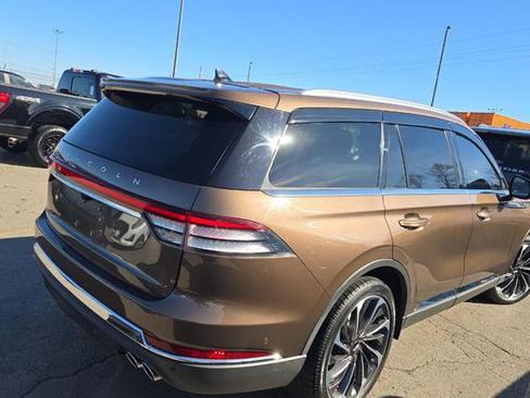 Used 2022 Lincoln Aviator Reserve w/ Equipment Group 201A image 3