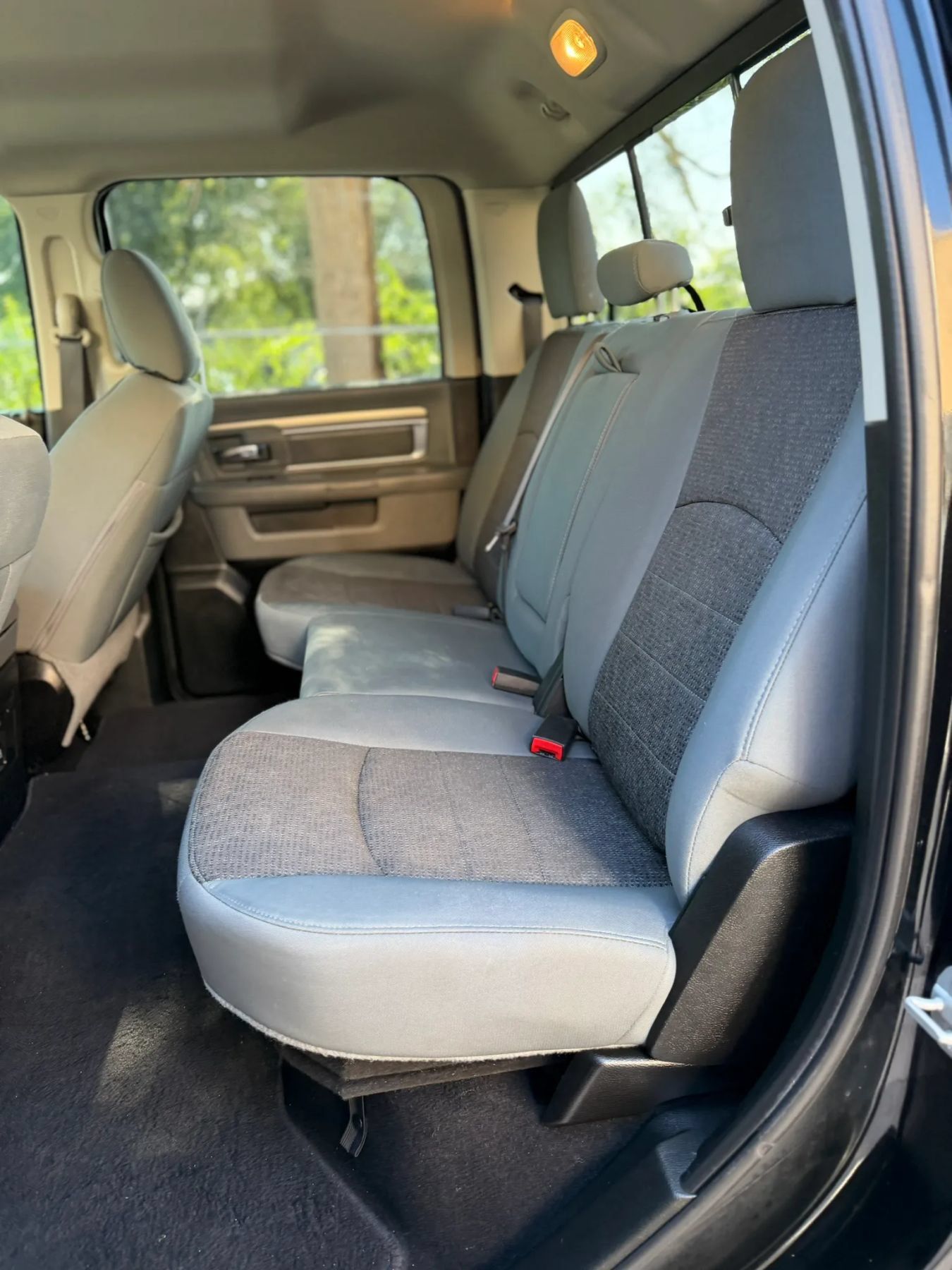 Used 2019 RAM 1500 Warlock AWD/4WD image 13