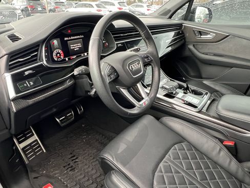 Used 2023 Audi SQ7 Prestige image 17