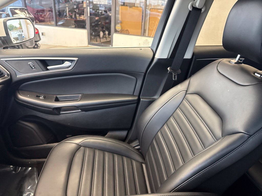 Used 2024 Ford Edge SEL w/ Convenience Package AWD/4WD image 24