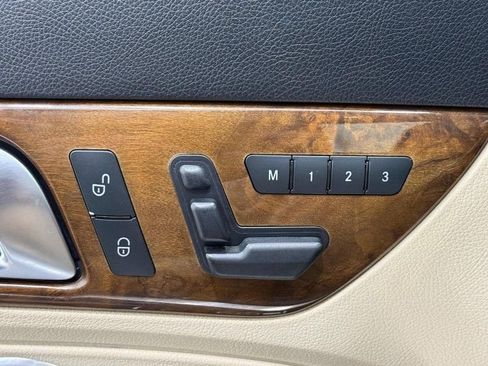 Used 2015 Mercedes-Benz SLK 250 image 15