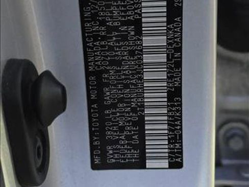 Used 2018 Toyota Corolla LE FWD image 20
