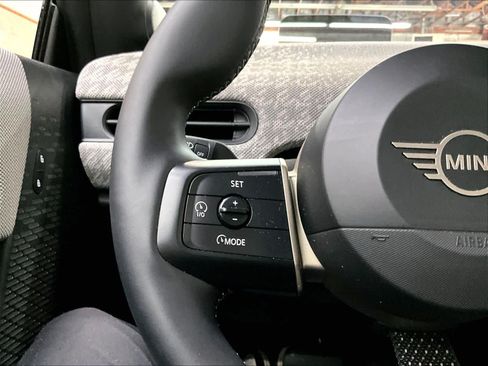 Used 2025 MINI Cooper S FWD image 21