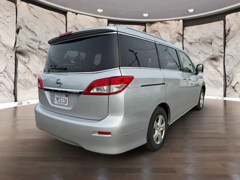 Used 2016 Nissan Quest SV FWD image 6