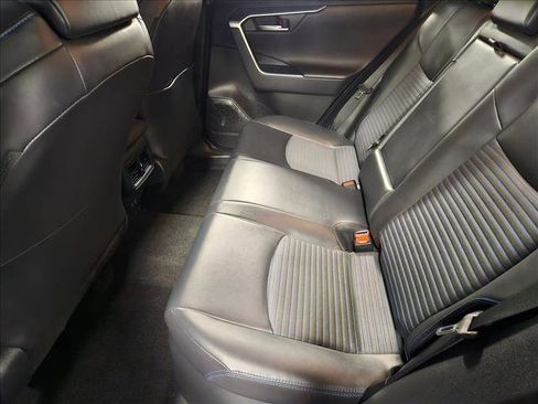 Used 2020 Toyota RAV4 XSE image 18