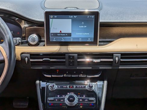 Used 2021 Lincoln Corsair Reserve FWD image 20