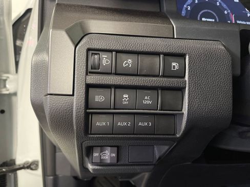 New 2025 Toyota Tacoma TRD Off-Road image 29