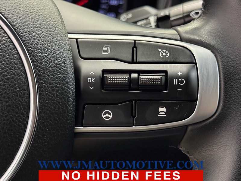 Used 2023 Kia K5 GT-Line AWD/4WD image 41