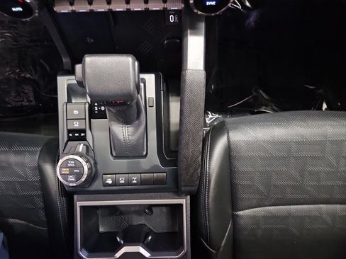 Used 2024 Toyota Tacoma TRD Off-Road w/ TRD Off Road Premium Package image 21