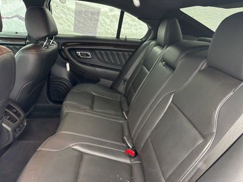Used 2019 Ford Taurus Limited image 26
